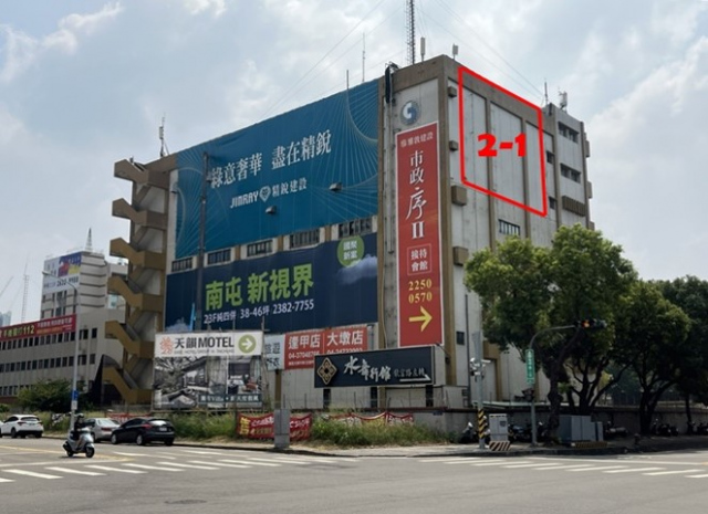 台中市西屯區黎明路2段戶外廣告-編號21